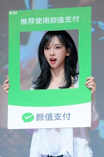 Katarinabluu  page leaked private photo uncensored HD quality