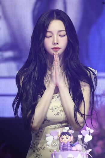 Katarinabluu  page leaked private photo uncensored HD quality