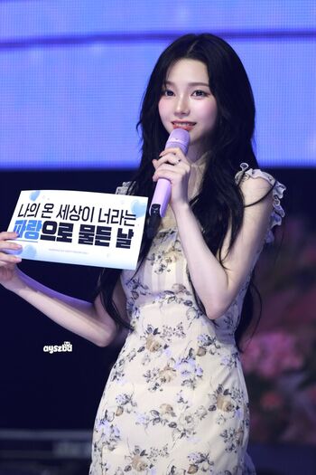 Katarinabluu  page leaked private photo uncensored HD quality