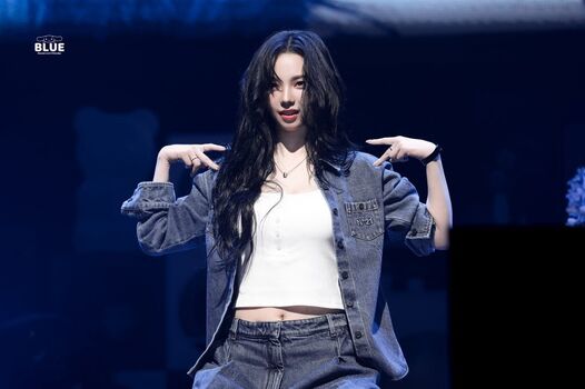 Katarinabluu  page leaked private photo uncensored HD quality