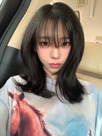 Katarinabluu  page leaked private photo uncensored HD quality