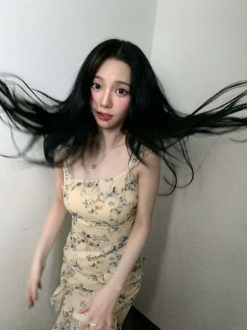 Katarinabluu  page leaked private photo uncensored HD quality