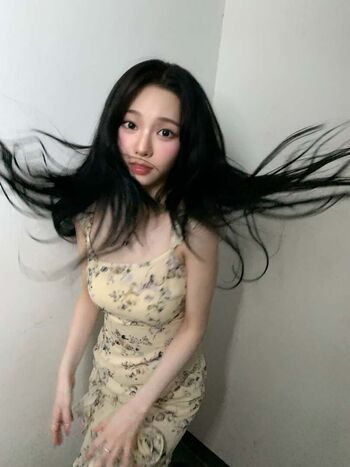 Katarinabluu  page leaked private photo uncensored HD quality