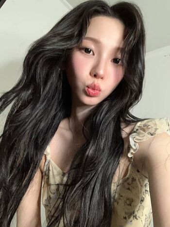 Katarinabluu  page leaked private photo uncensored HD quality