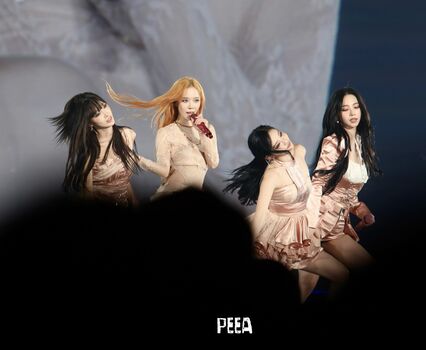 Katarinabluu  page leaked private photo uncensored HD quality