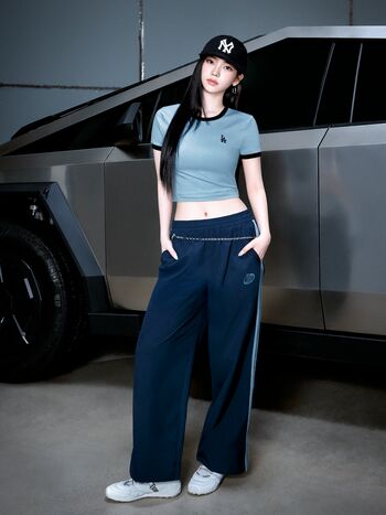 Katarinabluu  page leaked private photo uncensored HD quality