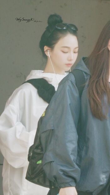 Katarinabluu  page leaked private photo uncensored HD quality