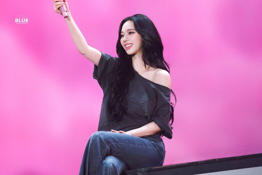 Katarinabluu  page leaked private photo uncensored HD quality