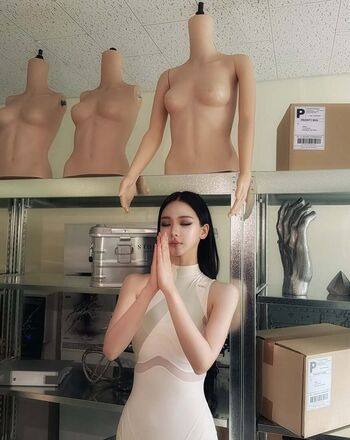 Katarinabluu leaked private photo uncensored HD quality