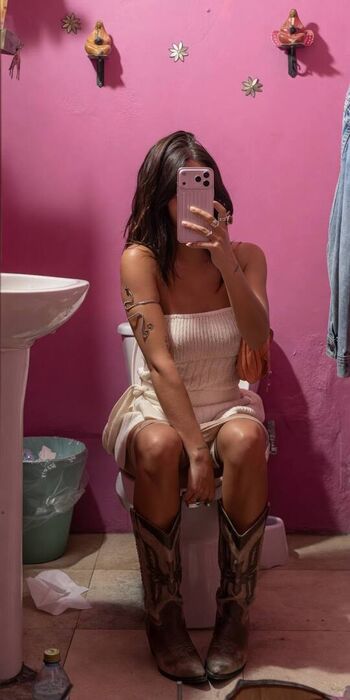 Katie dillenbeck leaked private photo uncensored HD quality