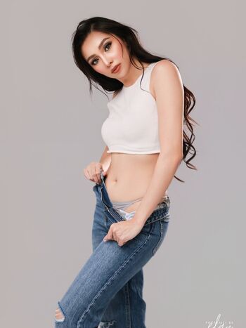 Keanalouisedeleon leaked private photo uncensored HD quality