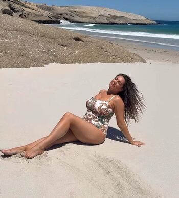 Kelly brook page leaked private photo uncensored HD quality