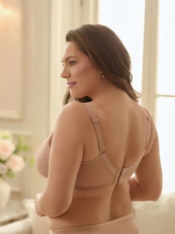 Kelly brook page leaked private photo uncensored HD quality