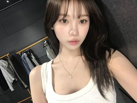 Kim chaewon leaked private photo uncensored HD quality