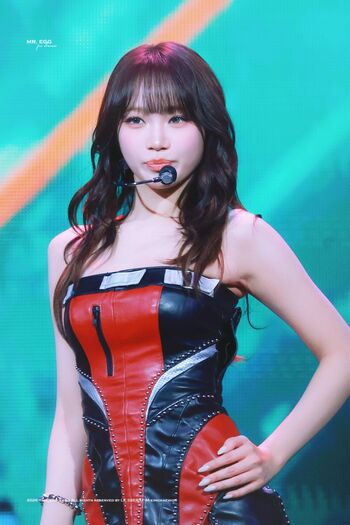 Kim chaewon  page leaked private photo uncensored HD quality