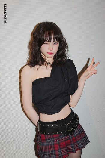 Kim chaewon  page leaked private photo uncensored HD quality