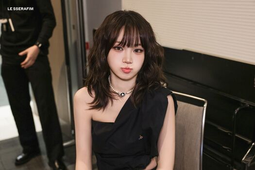 Kim chaewon  page leaked private photo uncensored HD quality