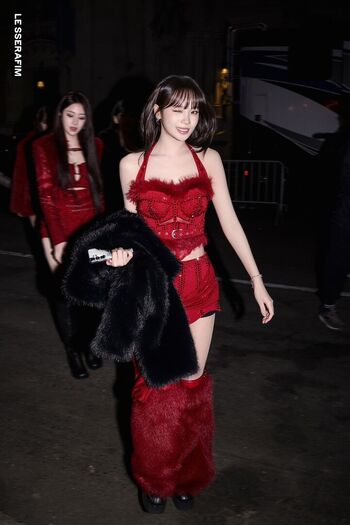 Kim chaewon  page leaked private photo uncensored HD quality