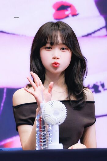 Kim chaewon  page leaked private photo uncensored HD quality