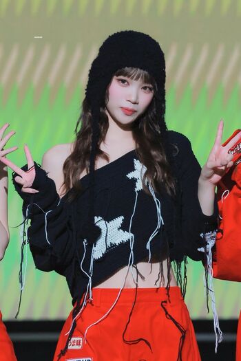 Kim chaewon  page leaked private photo uncensored HD quality