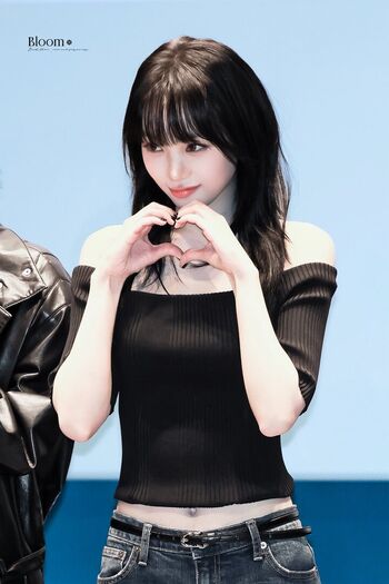 Kim chaewon  page leaked private photo uncensored HD quality