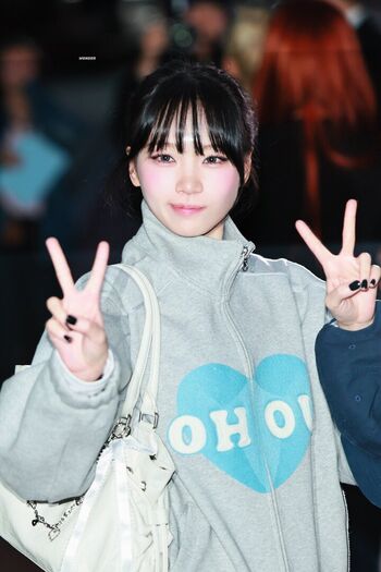 Kim chaewon  page leaked private photo uncensored HD quality