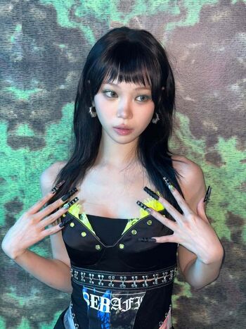 Kim chaewon leaked private photo uncensored HD quality