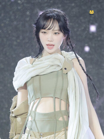 Kim chaewon leaked private photo uncensored HD quality