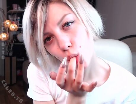 Kimoriiii page leaked private photo uncensored HD quality