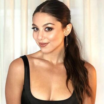 Kira kosarin  page leaked private photo uncensored HD quality