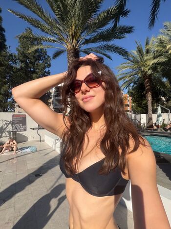 Kira kosarin  page leaked private photo uncensored HD quality