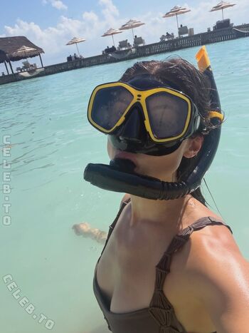 Kira kosarin  page leaked private photo uncensored HD quality