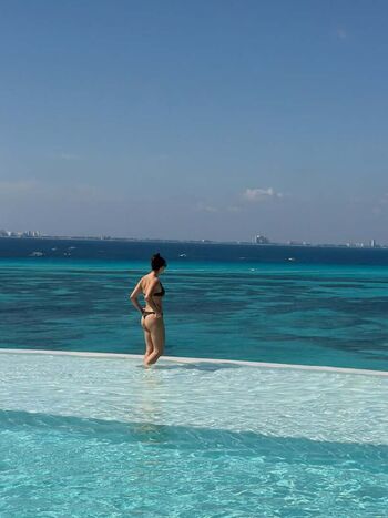 Kira kosarin  page leaked private photo uncensored HD quality