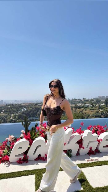 Kira kosarin leaked private photo uncensored HD quality