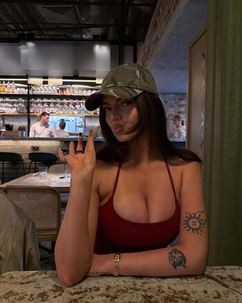 Klaudiasadownik leaked private photo uncensored HD quality