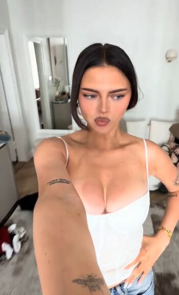 Klaudiasadownik leaked private photo uncensored HD quality