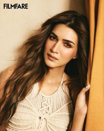 Kriti sanon page leaked private photo uncensored HD quality