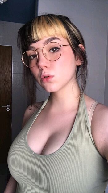Kvwviiju leaked private photo uncensored HD quality