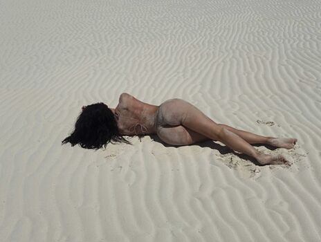 Kylie jenner  page leaked private photo uncensored HD quality