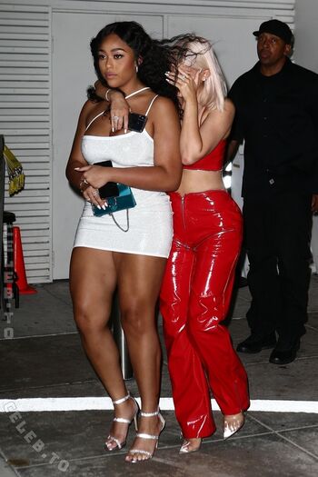 Kylie jenner leaked private photo uncensored HD quality