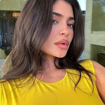 Kylie jenner  page leaked private photo uncensored HD quality