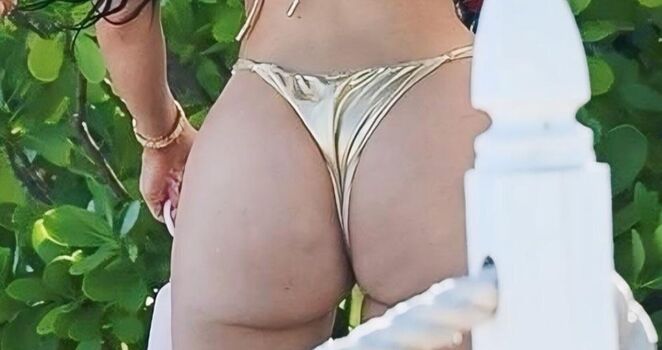 Kylie jenner leaked private photo uncensored HD quality