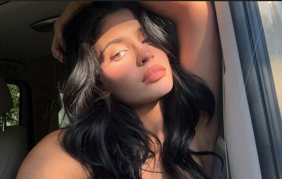 Kylie jenner leaked private photo uncensored HD quality