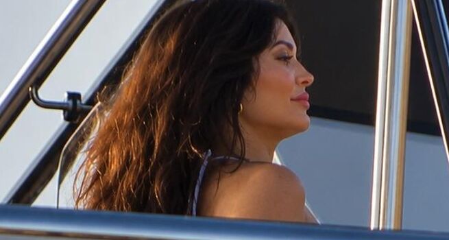 Kylie jenner leaked private photo uncensored HD quality