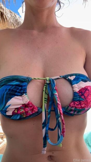 Lady in the streets leaked private photo uncensored HD quality