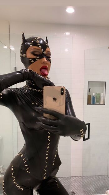 Latex fetish leaked private photo uncensored HD quality