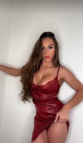 Laura hollyman  page leaked private photo uncensored HD quality