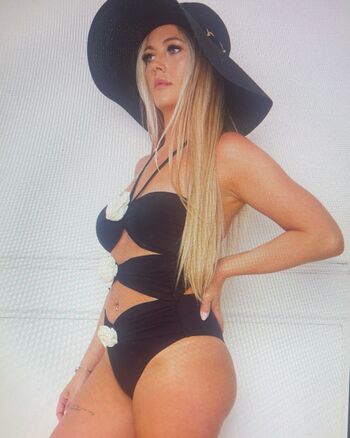Laura leaked private photo uncensored HD quality