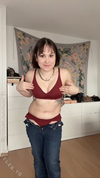 Laurassoberlife page leaked private photo uncensored HD quality