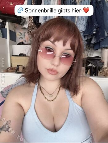 Laurassoberlife leaked private photo uncensored HD quality